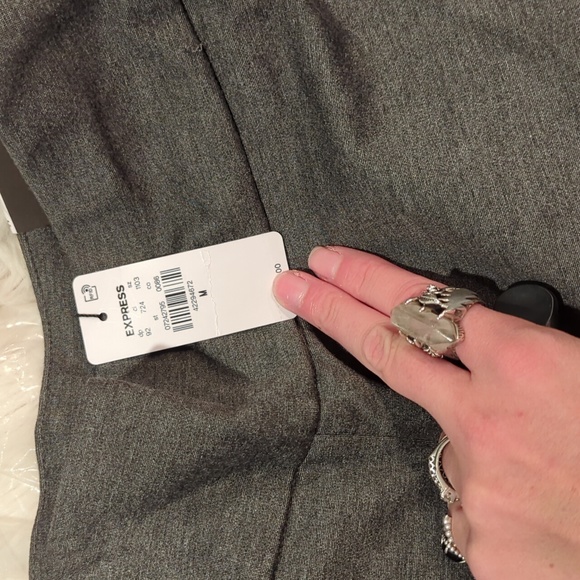🥳NWT🥳 EXPRESS BOOT LEG PANTS - HIGH RISE SIZE (M) ANKLE LENGTH - Picture 4 of 6